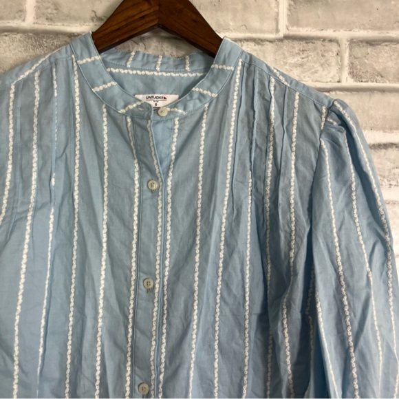 Untuckit Jocelyn Light Blue Embroidered Stripes Career Button Professional Top 6 - Picture 4 of 9